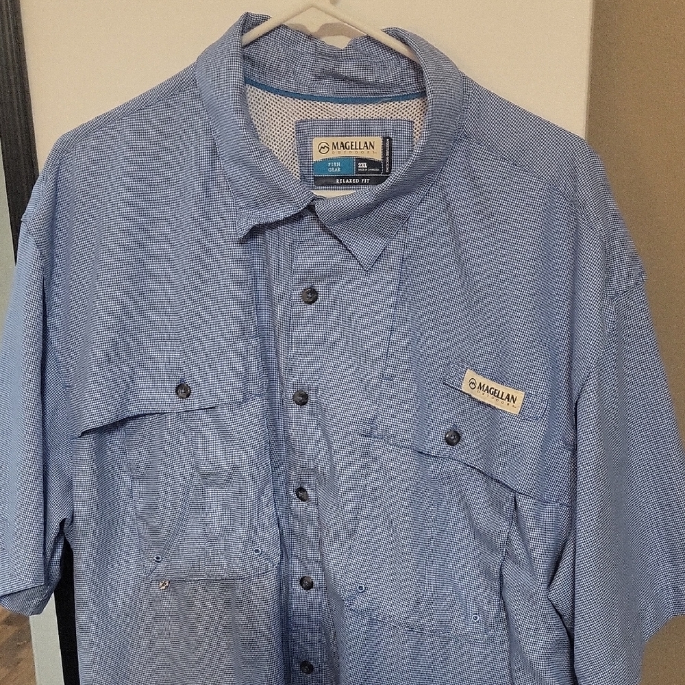Magellan Outdoors Men's Light Blue Button Down Shirt
